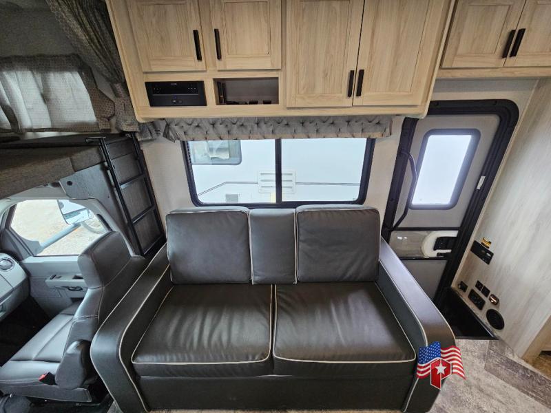 2021 Forest River RV Sunseeker Classic 3050S Ford 20