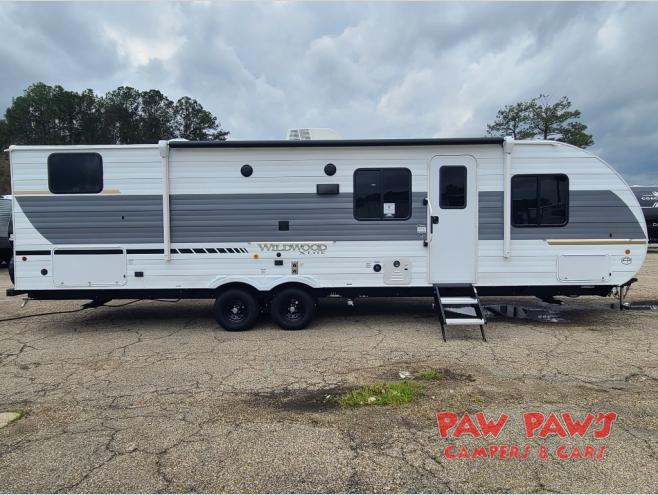 New 2025 Forest River RV Wildwood X-Lite 273QBXL Travel Trailer at