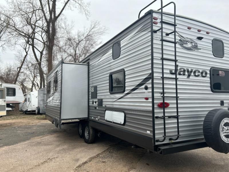 Used 2021 Jayco Jay Flight SLX 8 294QBS Travel Trailer at Pete's RV ...