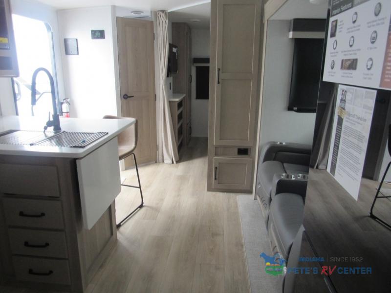 New 2025 Forest River Flagstaff Super Lite 26BHW for sale in