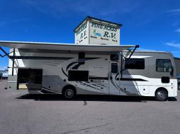 Used 2021 Holiday Rambler Admiral 34J   only 13 Milles Photo