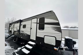 Used 2020 Keystone RV Hideout 29DFSWE Photo