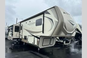 Used 2019 Keystone RV Montana 3720RL Photo