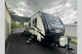 Used 2021 Winnebago Industries Towables Voyage 3033BH Photo