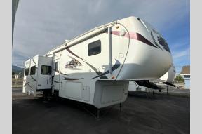 Used 2011 Coachmen RV North Ridge 320RLQ Photo