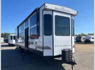 Used 2024 Keystone RV Residence 401FLSL image