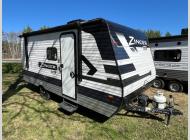 Used 2022 CrossRoads RV Zinger Lite ZR18BH image