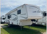Used 2005 Keystone RV Mountaineer 297RKS image