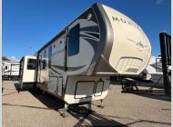 Used 2017 Keystone RV Montana 3950 BR image