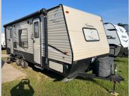 Used 2017 Coachmen RV Clipper Ultra-Lite 21FQ image