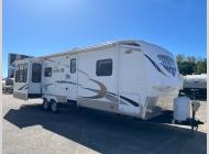 Used 2011 Palomino Sabre 31RLDS image