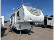 Used 2014 CrossRoads RV Zinger ZF29RK image
