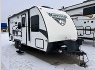 Used 2017 Winnebago Industries Towables Micro Minnie 2106FBS image