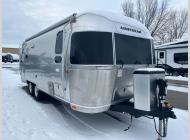 Used 2025 Airstream Flying Cloud 25FB Twin image