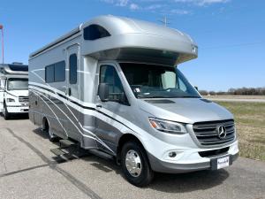 New 2024 Winnebago View 24D Photo