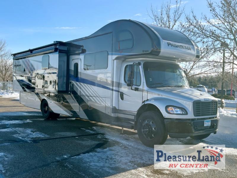 RV listing image