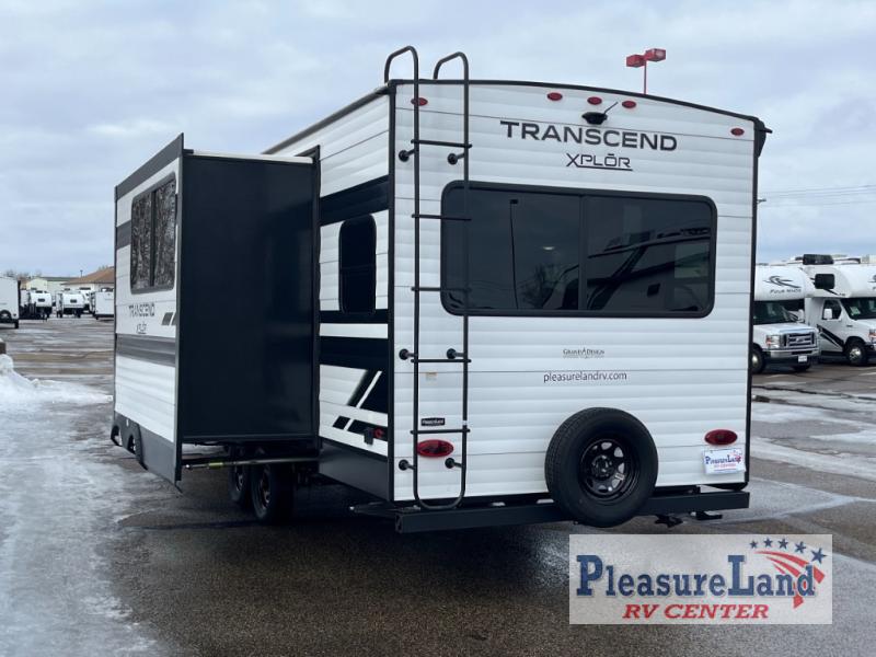 RV listing image
