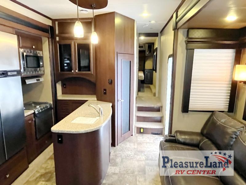 RV listing image