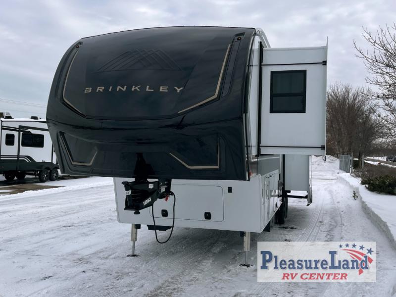 RV listing image