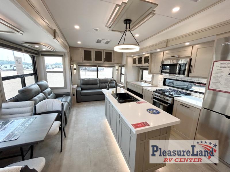 RV listing image