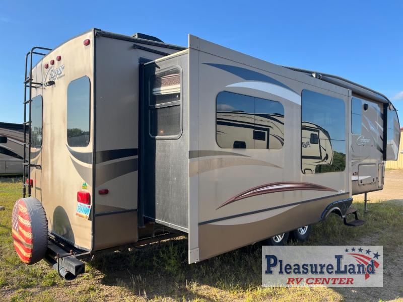 RV listing image