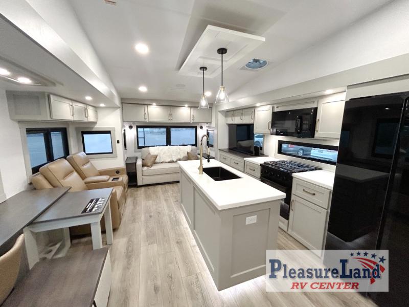 RV listing image