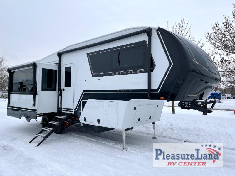 RV listing image
