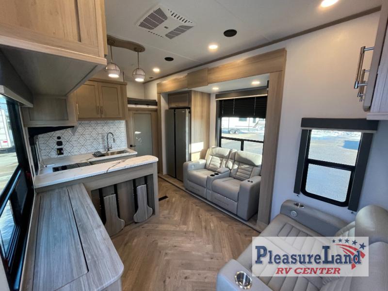 RV listing image