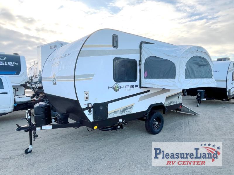 RV listing image