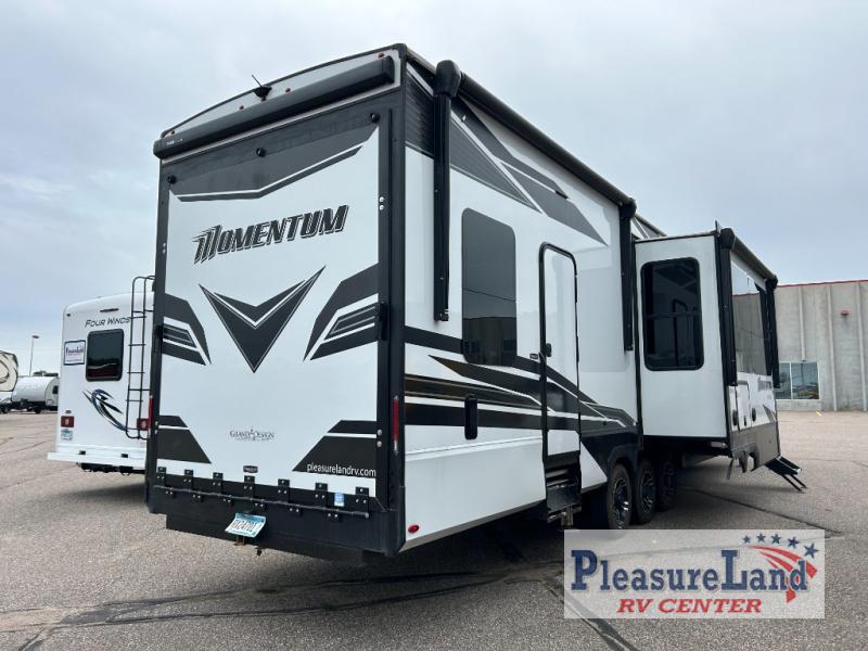 2023 Grand Design RV momentum 397ths