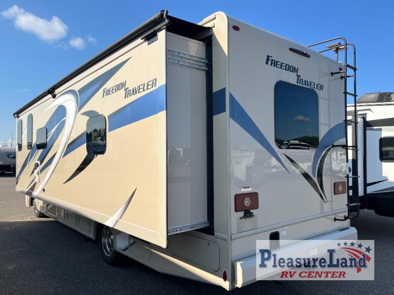 RV listing image