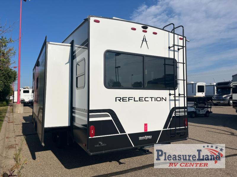 RV listing image