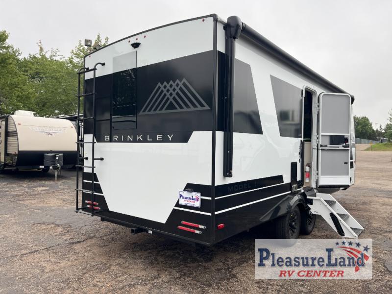 RV listing image