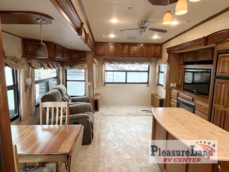 RV listing image
