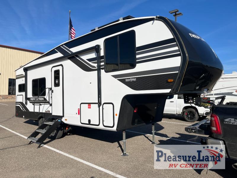 RV listing image