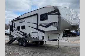 New 2023 Alliance RV Avenue 26RD Photo