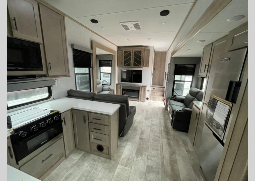 New 2024 Grand Design Momentum G-Class 415G Toy Hauler Fifth Wheel at ...