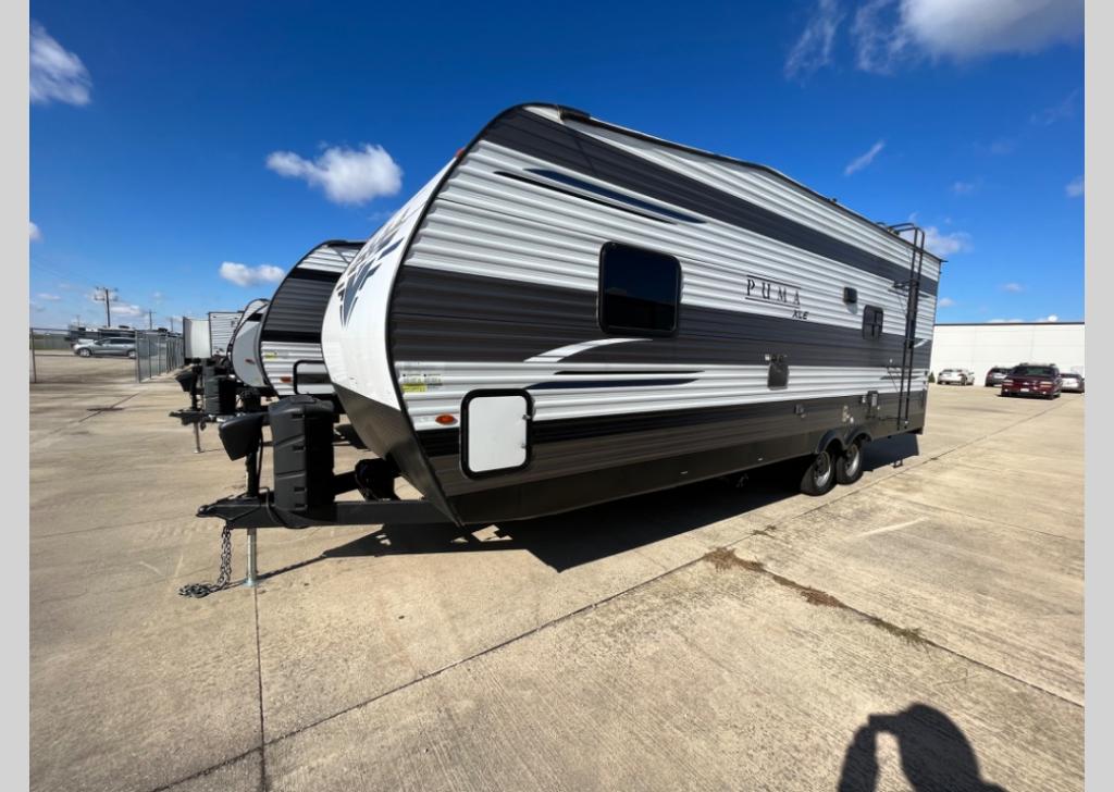 Used 2022 Palomino Puma XLE Lite 24FBC Toy Hauler Travel Trailer at ...