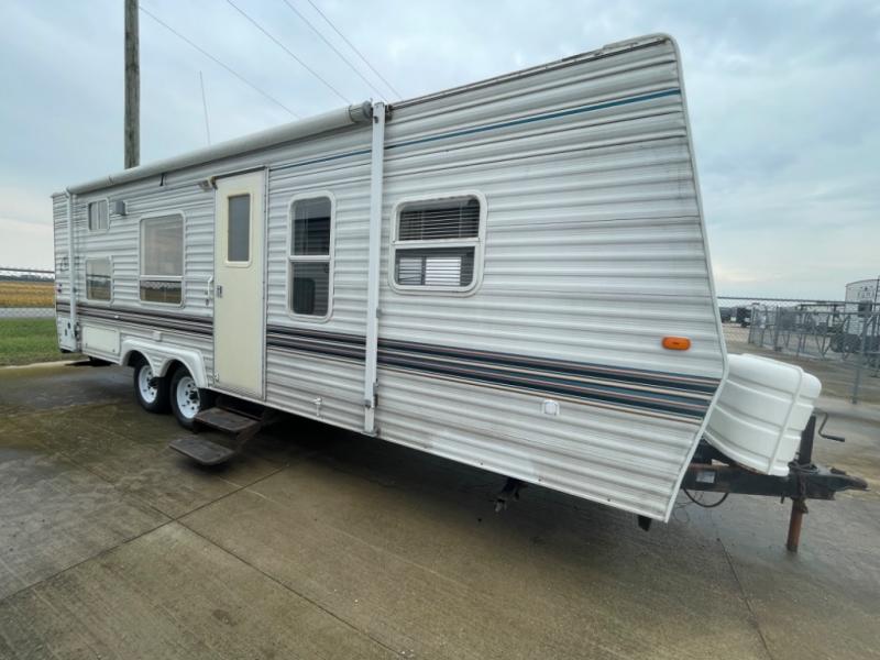 Used 1999 Keystone RV HORNET 27H Travel Trailer at Pontiac RV | Pontiac ...