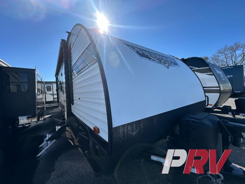 Used 2020 Forest River RV Wildwood X-Lite 273QBXL Travel Trailer