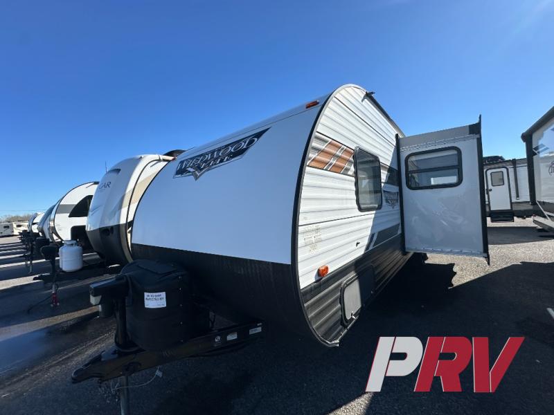 Used 2020 Forest River RV Wildwood X-Lite 273QBXL Travel Trailer