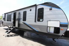Used 2022 Coachmen RV Catalina Legacy 303RKDS Photo