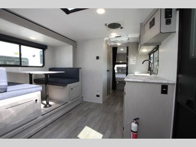 Coachmen RV - Apex Nano 221 RLS - Stargazer - Off Grid - Primo RV Centre - Ottawa's #1 RV Delear