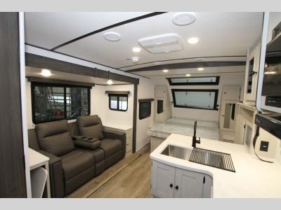 Coachmen Northern Spirit Ultralite 1943 RB - Primo RV Centre - Ottawa's #1 RV Dealer