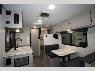 Coachmen RV - Remote 18.2R - Primo RV Centre - Ottawa's #1 RV Dealer