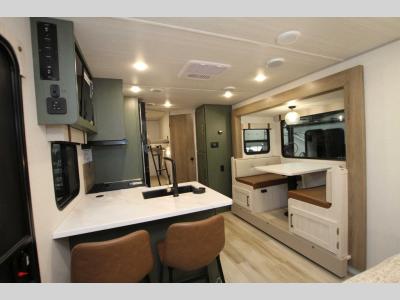 No Boundaries - No Bo 20.3 - Beast Mode - Primo RV Centre - Ottawa's #1 RV Dealer