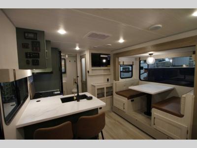 Forest River RV - No Boundaries - No Bo 20.4 - Beast Mode - Primo RV Centre - Ottawa's #1 RV Dealer