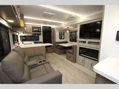 Coachmen RV - Freedom Express 274 RKS - Primo RV Centre Ottawa's #1 RV Dealer