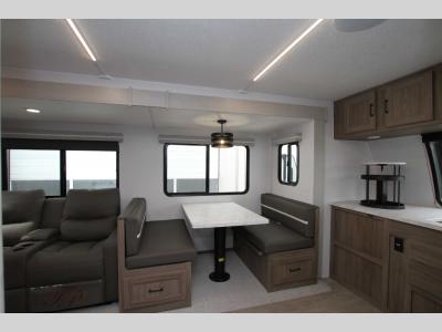 Coachmen RV - Freedom Express 259 FKDS - Primo RV Centre - Ottawa's #1 RV Dealer