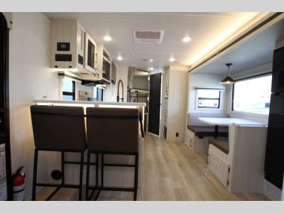 Forest River RV - Surveyor Legend 260 BHLE - Primo RV Centre - Ottawa's #1 RV Dealer